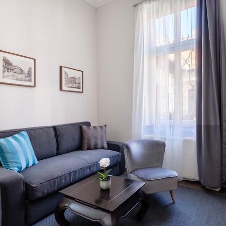 Andrassy Garden Apartment In Center บูดาเปสต์ ภายนอก รูปภาพ