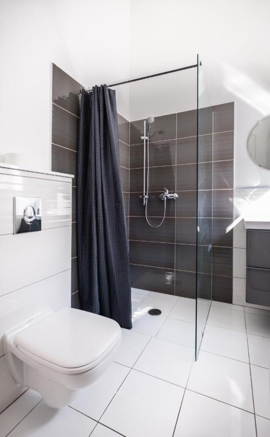 Andrassy Garden Apartment In Center บูดาเปสต์ ภายนอก รูปภาพ